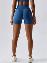 V SHAPE ACTIVE SHORTS