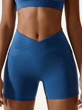 V SHAPE ACTIVE SHORTS